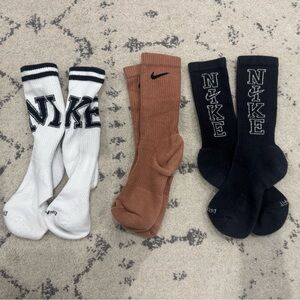 3 Pair Bundle Nike Dri-Fit Everyday Plus Cushioned Crew Socks